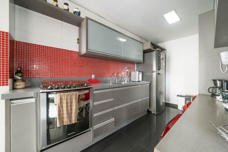 Apartamento à venda com 115m², 3 quartos e 2 vagasCozinha