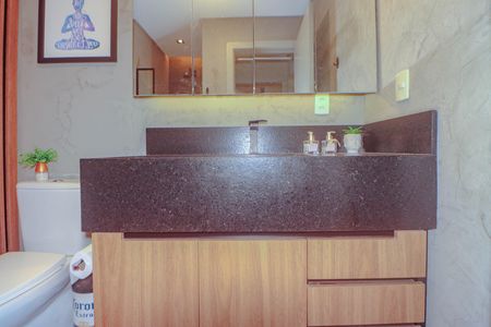 Apartamento à venda com 133m², 1 quarto e 1 vaga Apartamento à venda com 133m², 1 quarto e 1 vagaBanheiro da Suíte