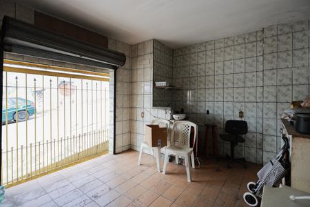 Casa à venda com 275m², 2 quartos e 2 vagas Casa à venda com 275m², 2 quartos e 2 vagasÁrea Privativa