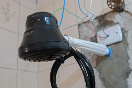 Casa à venda com 275m², 2 quartos e 2 vagas Casa à venda com 275m², 2 quartos e 2 vagasBanheiro social