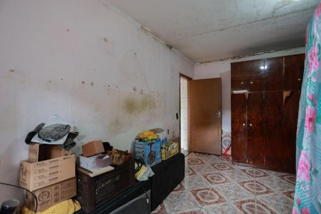 Casa à venda com 275m², 2 quartos e 2 vagas Casa à venda com 275m², 2 quartos e 2 vagasSuíte