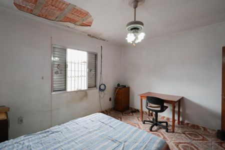 Casa à venda com 275m², 2 quartos e 2 vagas Casa à venda com 275m², 2 quartos e 2 vagasQuarto