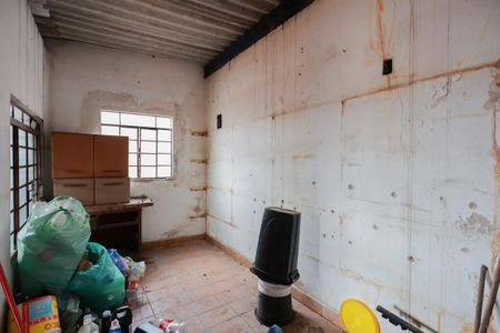 Casa à venda com 275m², 2 quartos e 2 vagas Casa à venda com 275m², 2 quartos e 2 vagasQuarto de serviço