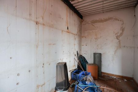 Casa à venda com 275m², 2 quartos e 2 vagas Casa à venda com 275m², 2 quartos e 2 vagasQuarto de serviço