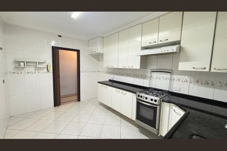 Apartamento à venda com 105m², 3 quartos e 2 vagas Apartamento à venda com 105m², 3 quartos e 2 vagasCozinha
