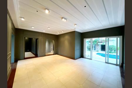 Casa à venda com 400m², 4 quartos e 8 vagas Casa à venda com 400m², 4 quartos e 8 vagasFoto 04