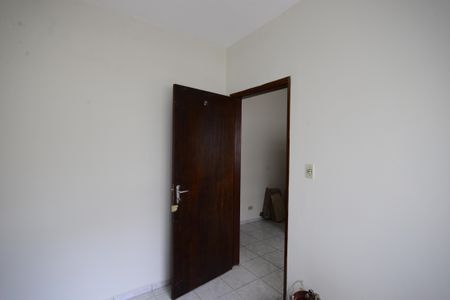 Casa à venda com 350m², 5 quartos e 5 vagasQuarto de Serviço