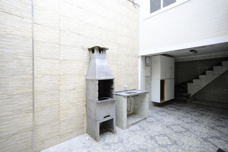 Casa à venda com 350m², 5 quartos e 5 vagasQuintal