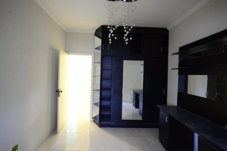 Casa à venda com 350m², 5 quartos e 5 vagasQuarto