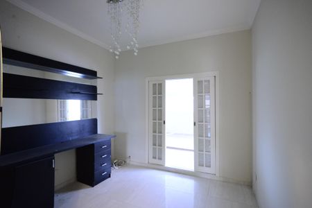 Casa à venda com 350m², 5 quartos e 5 vagasQuarto