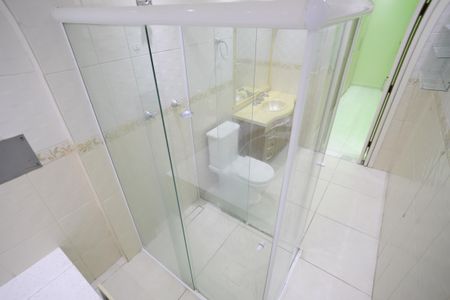 Casa à venda com 350m², 5 quartos e 5 vagasBanheiro da Suíte 1