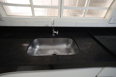 Casa à venda com 350m², 5 quartos e 5 vagasCozinha