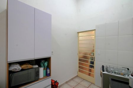 Casa à venda com 245m², 5 quartos e 6 vagasCozinha 2