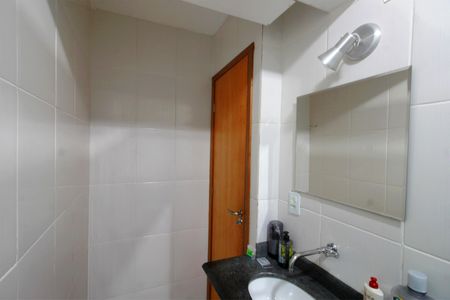 Casa à venda com 245m², 5 quartos e 6 vagasBanheiro 2