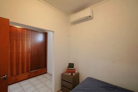 Casa à venda com 245m², 5 quartos e 6 vagasQuarto 4