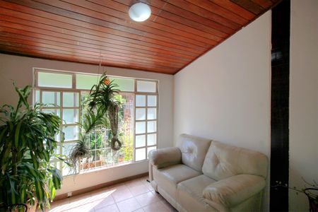 Casa à venda com 245m², 5 quartos e 6 vagasVaranda da Sala