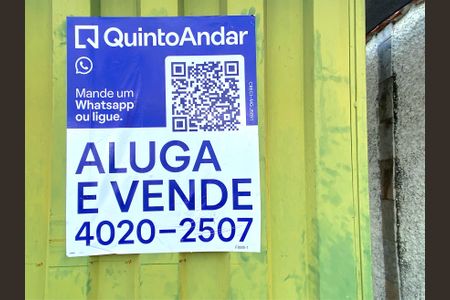 Casa à venda com 245m², 5 quartos e 6 vagas Casa à venda com 245m², 5 quartos e 6 vagasPlaca