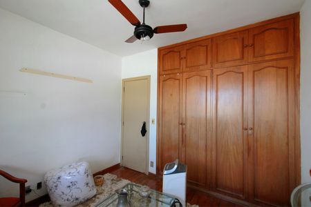 Casa à venda com 245m², 5 quartos e 6 vagasQuarto 3