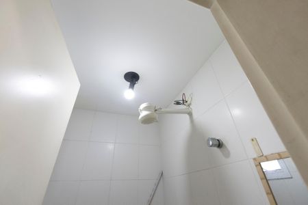 Apartamento à venda com 121m², 4 quartos e 2 vagas Apartamento à venda com 121m², 4 quartos e 2 vagasBanheiro de Serviço