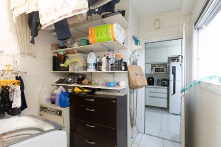 Apartamento à venda com 121m², 4 quartos e 2 vagas Apartamento à venda com 121m², 4 quartos e 2 vagasÁrea de Serviço