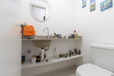 Apartamento à venda com 121m², 4 quartos e 2 vagas Apartamento à venda com 121m², 4 quartos e 2 vagasLavabo