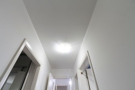 Apartamento à venda com 121m², 4 quartos e 2 vagas Apartamento à venda com 121m², 4 quartos e 2 vagasCorredor