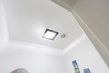 Apartamento à venda com 121m², 4 quartos e 2 vagas Apartamento à venda com 121m², 4 quartos e 2 vagasLavabo