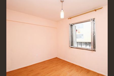 Apartamento à venda com 93m², 3 quartos e 1 vagaQuarto 2