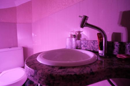 Casa de condomínio à venda com 137m², 3 quartos e 2 vagasLavabo 2