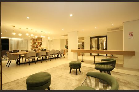 Apartamento à venda com 67m², 2 quartos e 2 vagas Apartamento à venda com 67m², 2 quartos e 2 vagasÁrea comum - Salão de festas