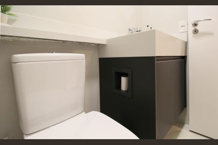 Apartamento à venda com 67m², 2 quartos e 2 vagas Apartamento à venda com 67m², 2 quartos e 2 vagasBanheiro Suíte