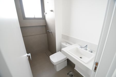 Apartamento à venda com 171m², 3 quartos e 3 vagasBanheiro / Suíte 3