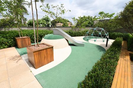 Apartamento à venda com 171m², 3 quartos e 3 vagasÁrea comum - Playground