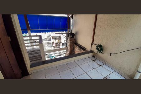 Casa à venda com 150m², 3 quartos e 2 vagas Casa à venda com 150m², 3 quartos e 2 vagasVaranda 2