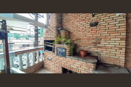 Casa à venda com 150m², 3 quartos e 2 vagas Casa à venda com 150m², 3 quartos e 2 vagasEspaço Gourmet