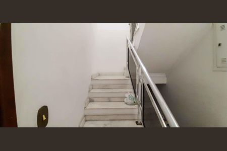 Casa à venda com 150m², 3 quartos e 2 vagas Casa à venda com 150m², 3 quartos e 2 vagasAcesso aos Quartos