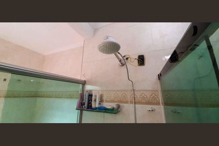 Casa à venda com 150m², 3 quartos e 2 vagas Casa à venda com 150m², 3 quartos e 2 vagasBanheiro da Suíte