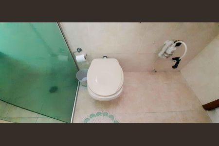 Casa à venda com 150m², 3 quartos e 2 vagas Casa à venda com 150m², 3 quartos e 2 vagasBanheiro da Suíte