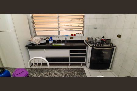 Casa à venda com 150m², 3 quartos e 2 vagas Casa à venda com 150m², 3 quartos e 2 vagasCozinha