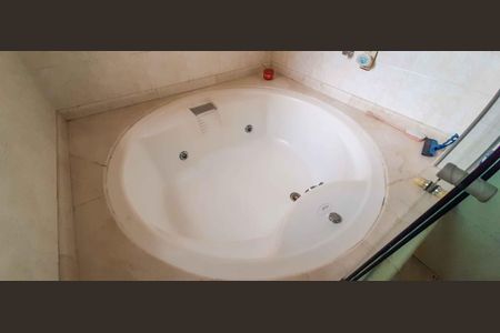 Casa à venda com 150m², 3 quartos e 2 vagas Casa à venda com 150m², 3 quartos e 2 vagasBanheiro da Suíte