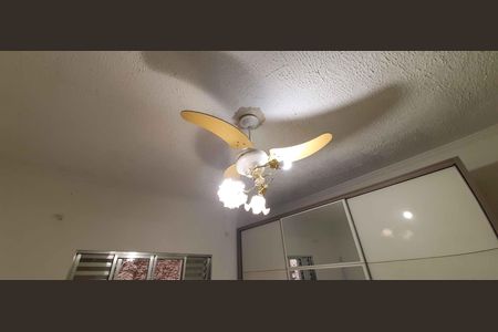 Casa à venda com 150m², 3 quartos e 2 vagas Casa à venda com 150m², 3 quartos e 2 vagasQuarto 2