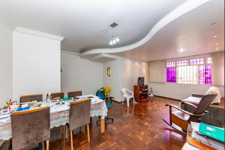 Apartamento à venda com 85m², 3 quartos e 1 vaga Apartamento à venda com 85m², 3 quartos e 1 vagaSala