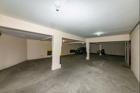 Apartamento à venda com 85m², 3 quartos e 1 vaga Apartamento à venda com 85m², 3 quartos e 1 vagaGaragem