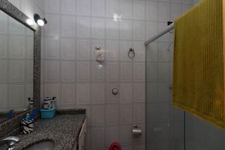 Casa de condomínio à venda com 145m², 3 quartos e 1 vagaBanheiro da Suíte