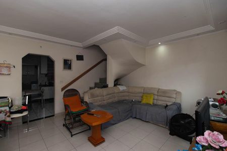 Casa de condomínio à venda com 145m², 3 quartos e 1 vagaSala