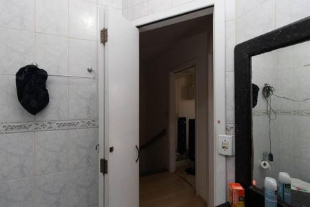 Casa de condomínio à venda com 145m², 3 quartos e 1 vagaBanheiro Social