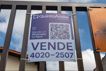 Casa de condomínio à venda com 145m², 3 quartos e 1 vagaPlaca