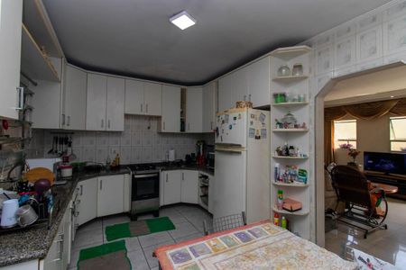 Casa de condomínio à venda com 145m², 3 quartos e 1 vagaCozinha