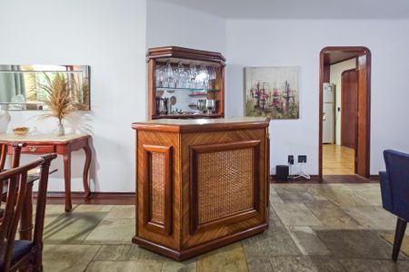 Apartamento para alugar com 130m², 3 quartos e 1 vagaSala