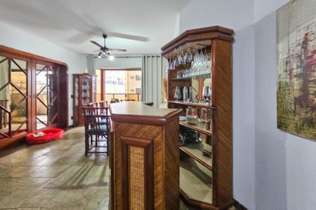 Apartamento para alugar com 130m², 3 quartos e 1 vagaSala